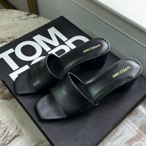 Simple black slides block heel